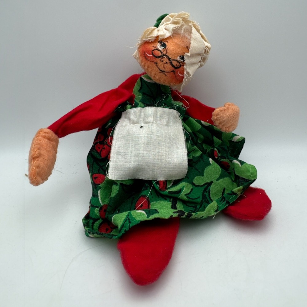 VTG 1971 Annalee Mobilitee Doll Mrs. Claus Seated with Pouch Apron Pocket Bonnet